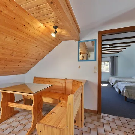 A La Montagne Apartment