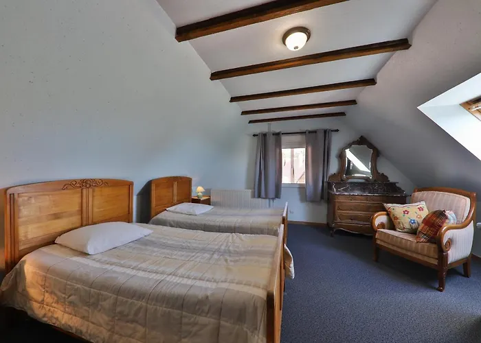 A La Montagne Apartment *